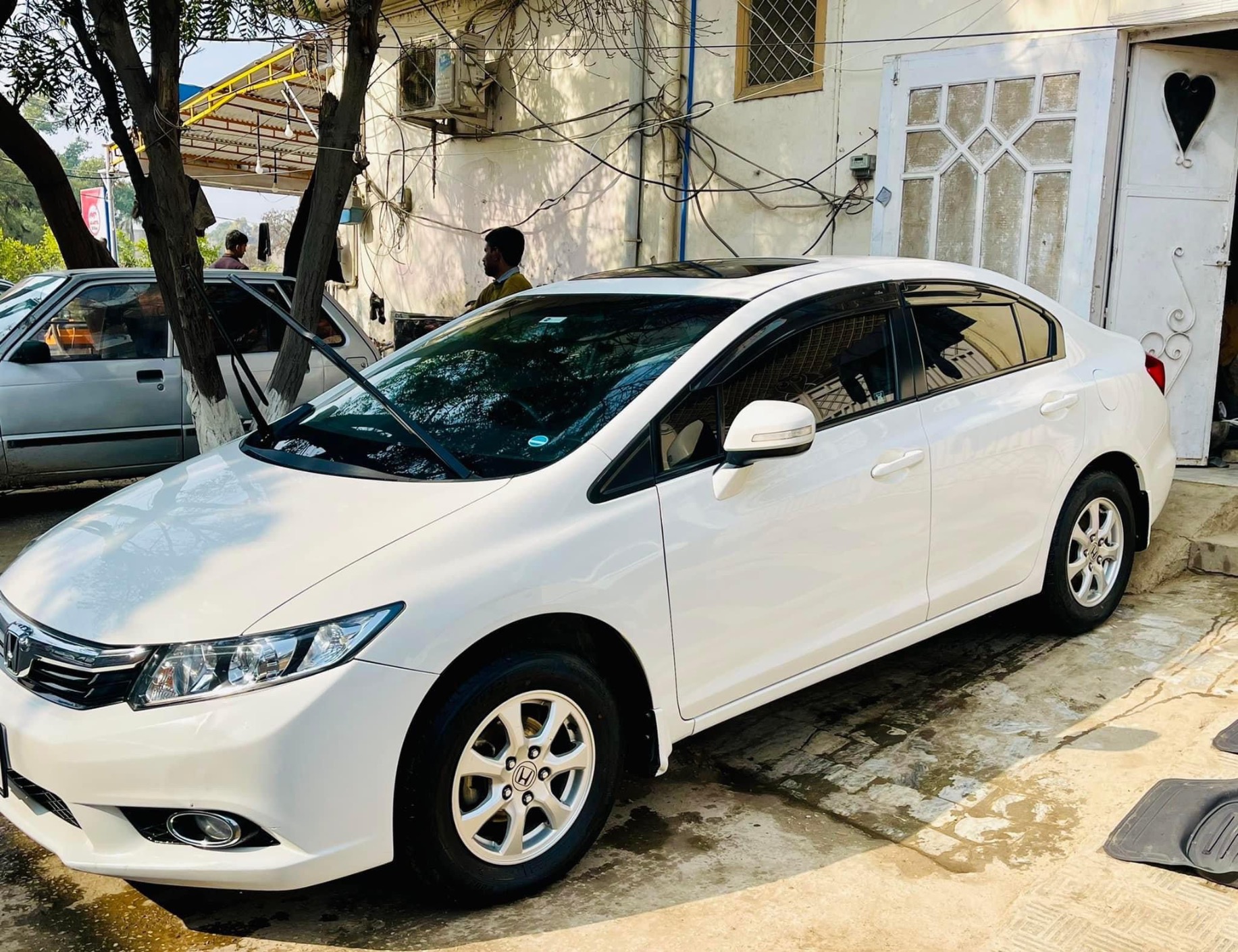 Used 2019 Honda City for sale in Dubai