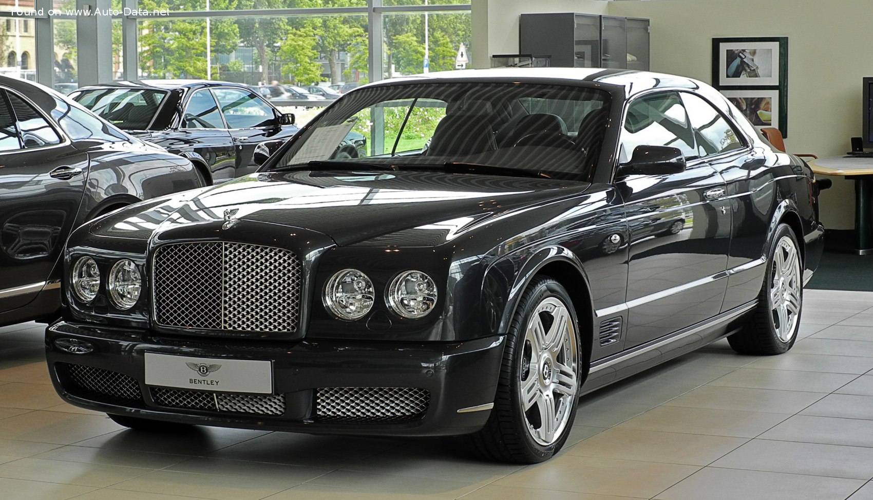 Used 2017 Bentley Brooklands for sale in Sharjah