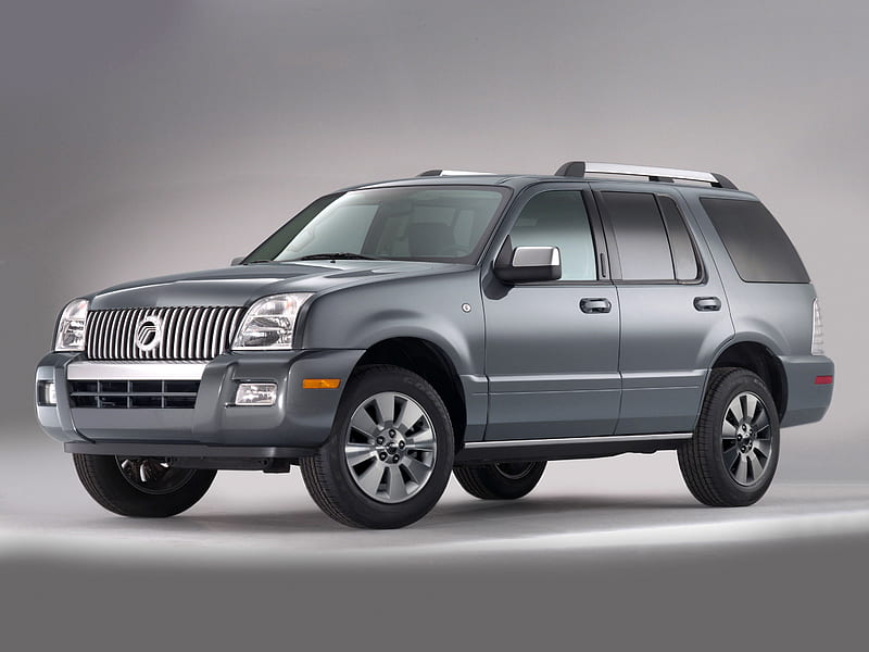 Used 2020 Mercury Mountaineer for sale in Abu Dhabi