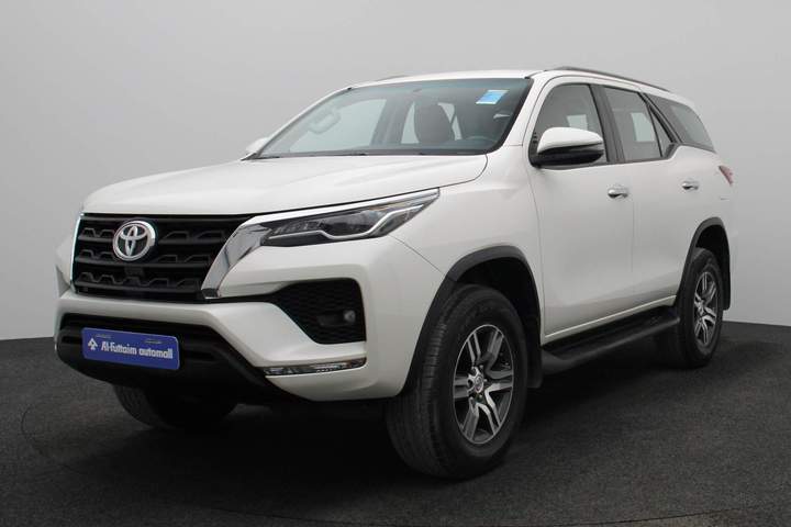 Used 2021 Toyota Fortuner for sale in Dubai