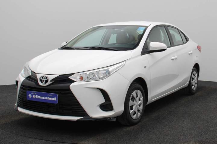 Used 2022 Toyota Yaris for sale in Dubai