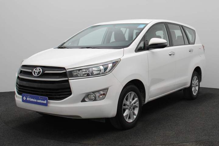 Used 2020 Toyota Innova for sale in Dubai