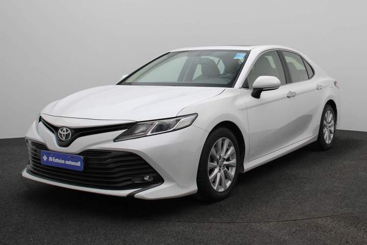 Used 2020 Toyota Camry for sale in Dubai