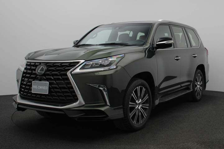 Used 2021 Lexus LX570 for sale in Ajman