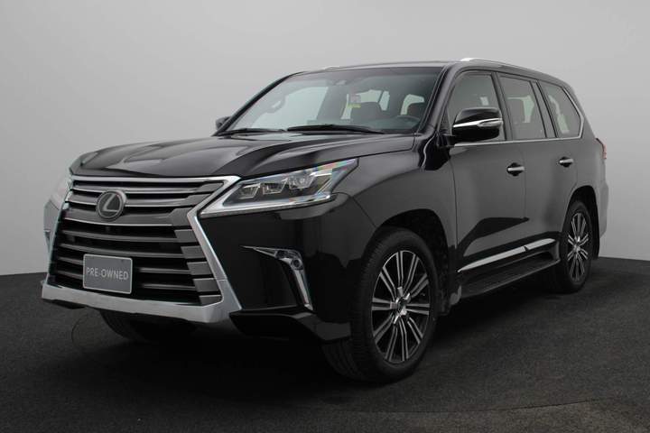 Used 2021 Lexus LX570 for sale in Dubai