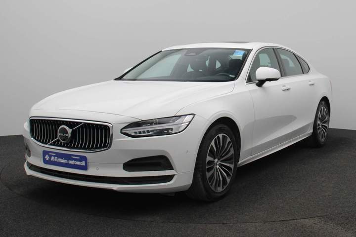 Used 2022 Volvo S90 for sale in Abu Dhabi