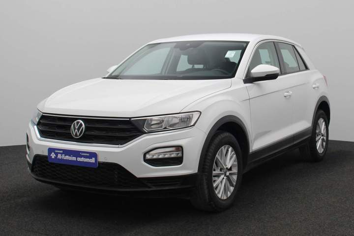 Used 2022 Volkswagen T-Roc for sale in Abu Dhabi