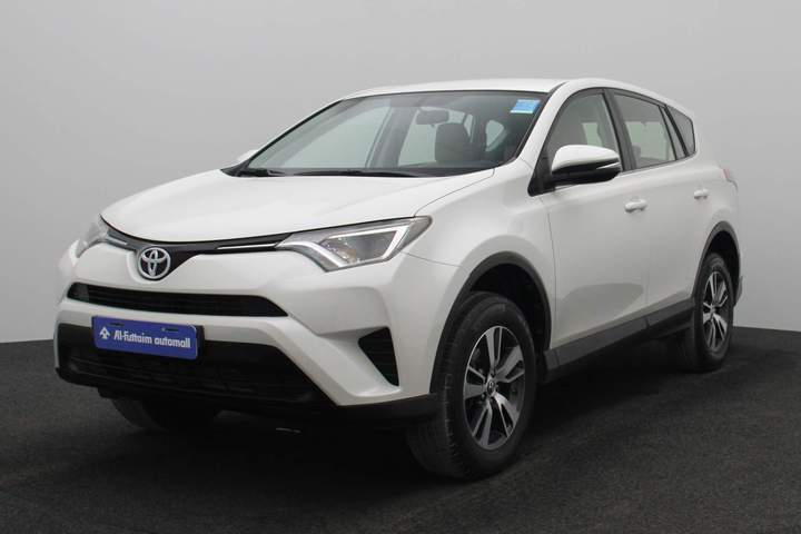 Used 2018 Toyota RAV 4 for sale in Ajman