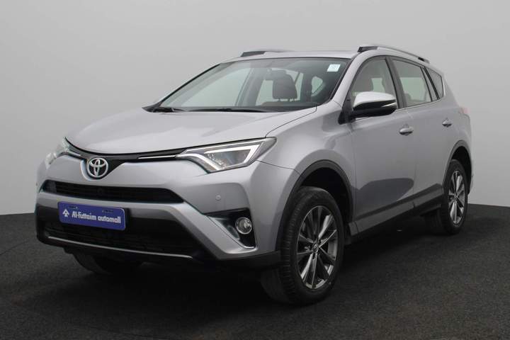 Used 2018 Toyota RAV 4 for sale in Abu Dhabi