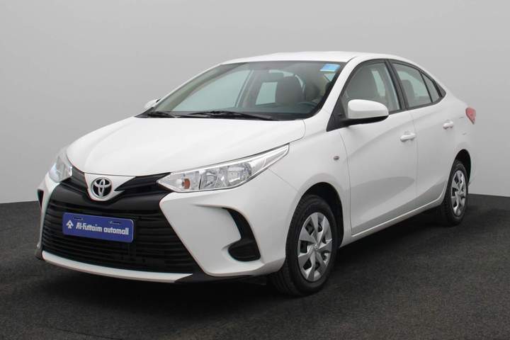 Used 2022 Toyota Yaris for sale in Ajman