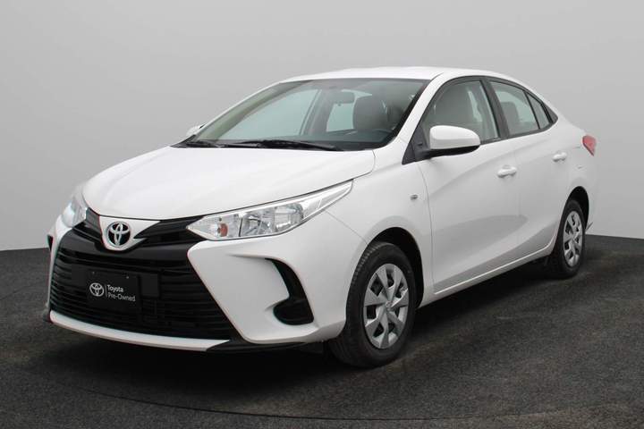 Used 2022 Toyota Yaris for sale in Abu Dhabi