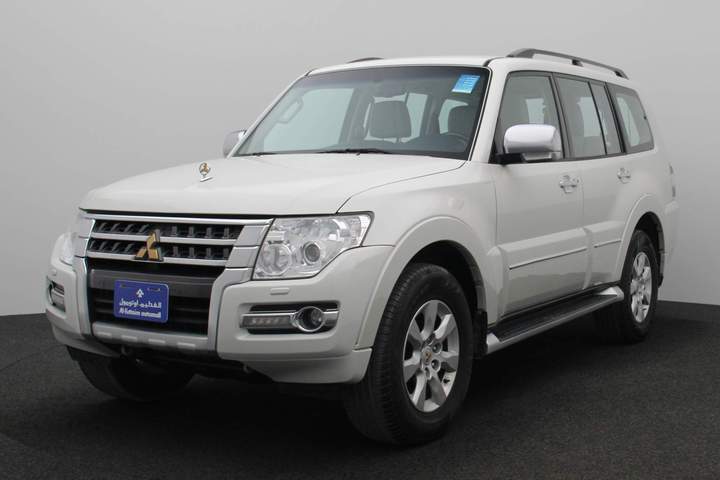 Used 2022 Mitsubishi Pajero for sale in Dubai