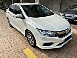 Used 2021 Honda Civic for sale in Abu Dhabi