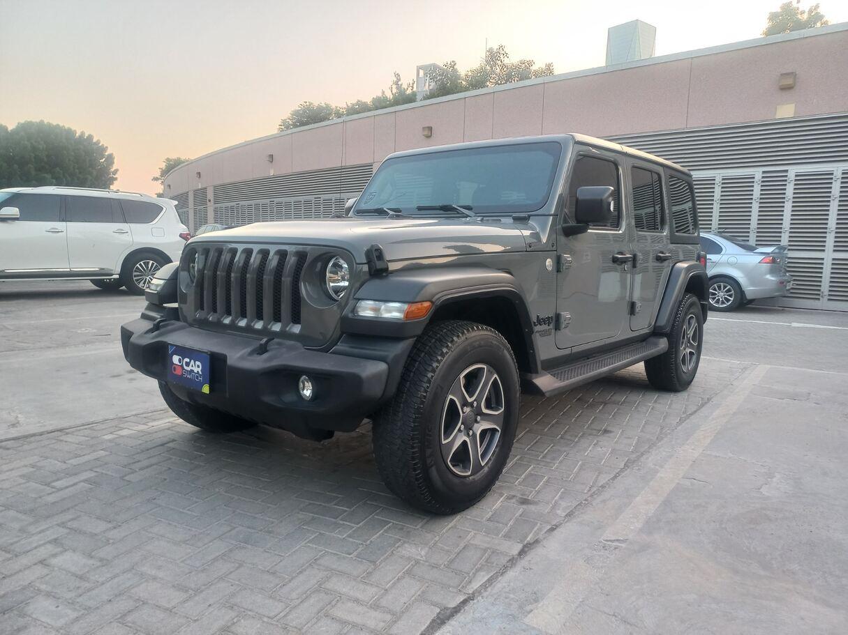 Used 2024 Mercedes AMG GT for sale in Abu Dhabi